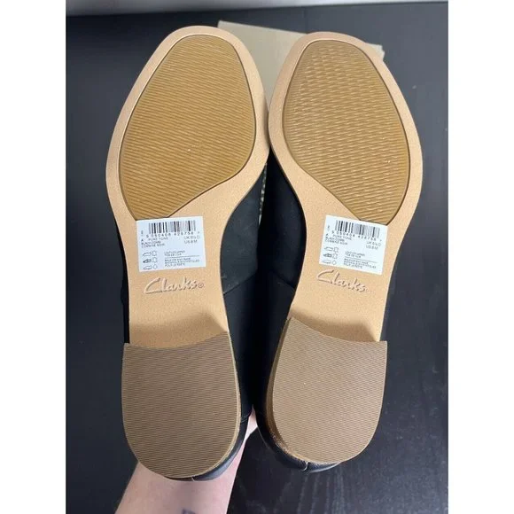 CLARKS Womens Size 8M Pure Tone Loafer Flats in Black Nubuck/Leather Combination - Picture 6 of 8